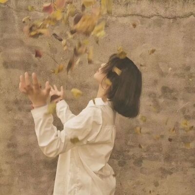 白色衣服公式情侣头像(情侣白T搭配头像)